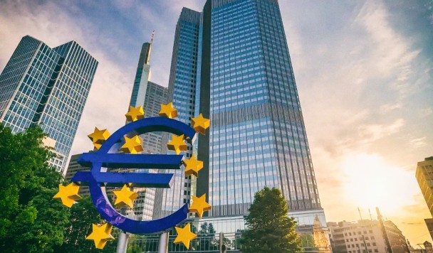 Як просто переказати кошти на рахунок європейського банку?