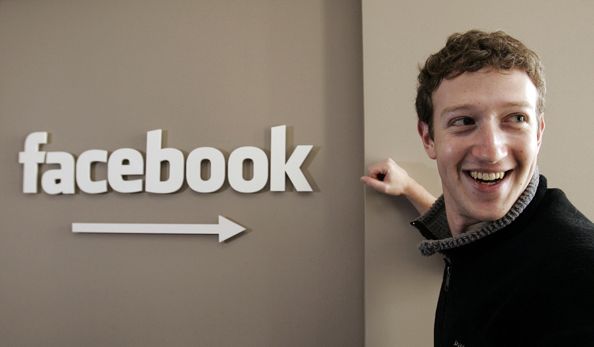 20 картинок о том, как Facebook поглощает интернет