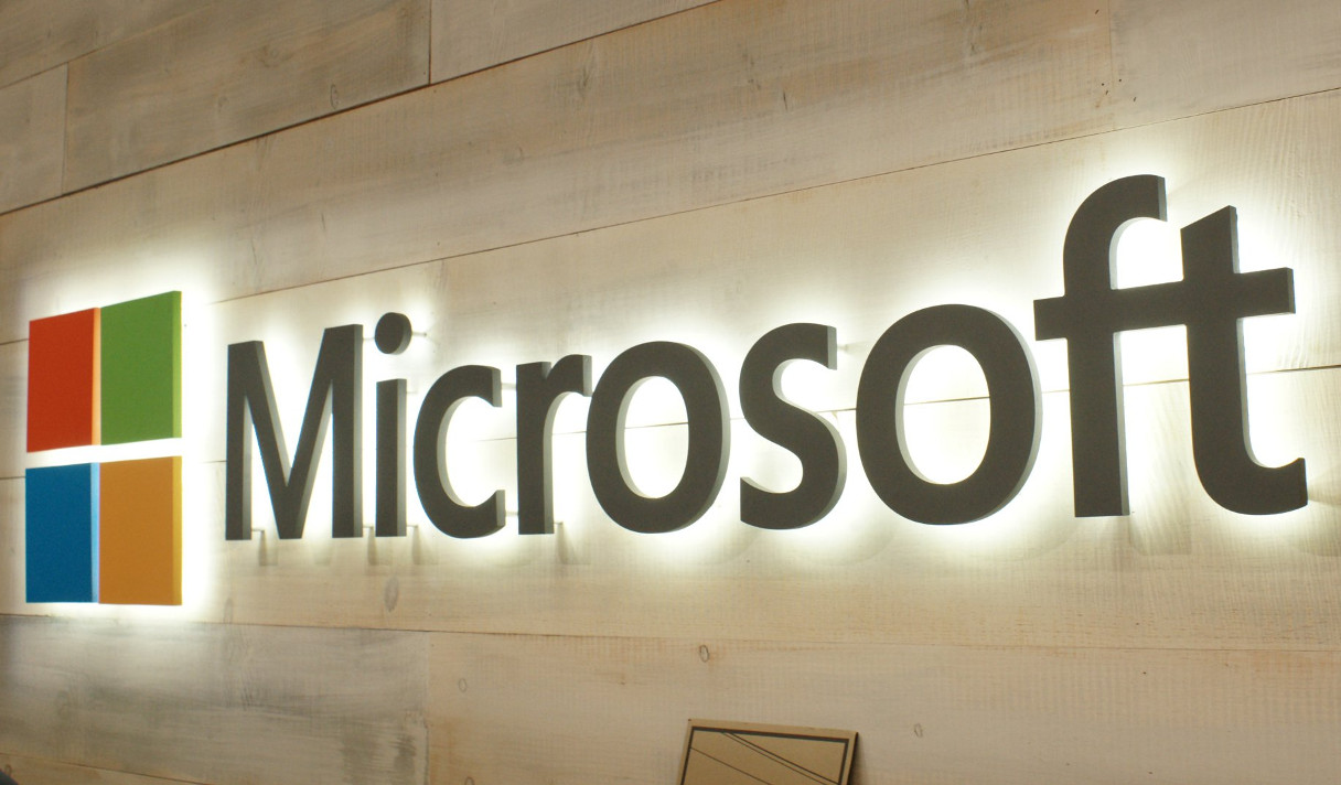Главные успехи и провалы Microsoft в 2015 году