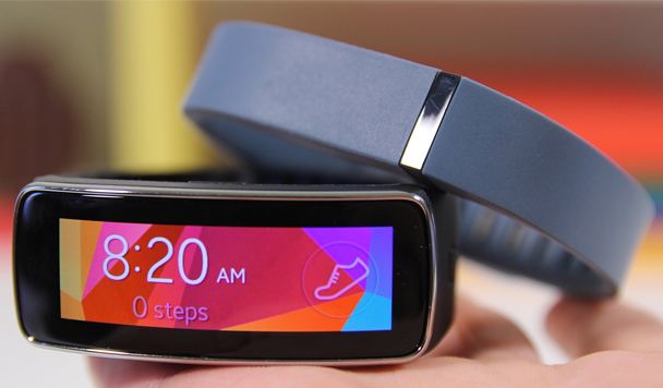 Обзор Samsung Gear Fit: фитнес-браслет и умные часы