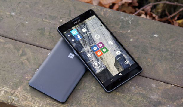 Обзор Microsoft Lumia 950 XL: когда виндофон может удивить