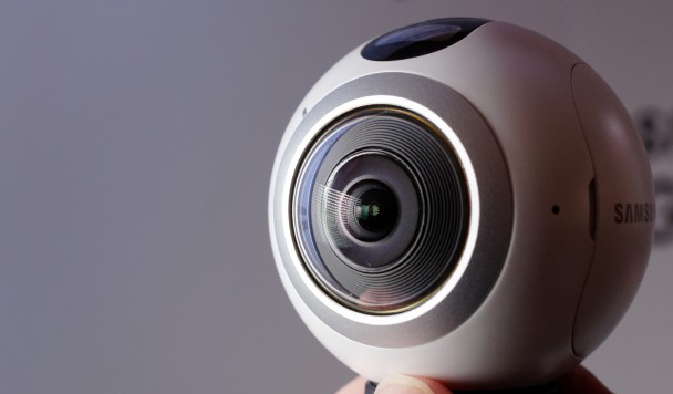 Предварительный обзор панорамной камеры Samsung Gear 360