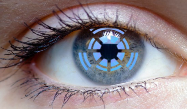 Технологии будущего: контактные линзы со встроенной камерой