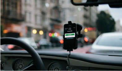 Uber запустил тест-драйв машин с автопилотом