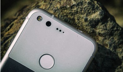 Самые интересные слухи о будущем Google Pixel 2