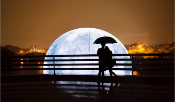 Китай вознамерился запустить искусственную «луну» для освещения улиц ночью