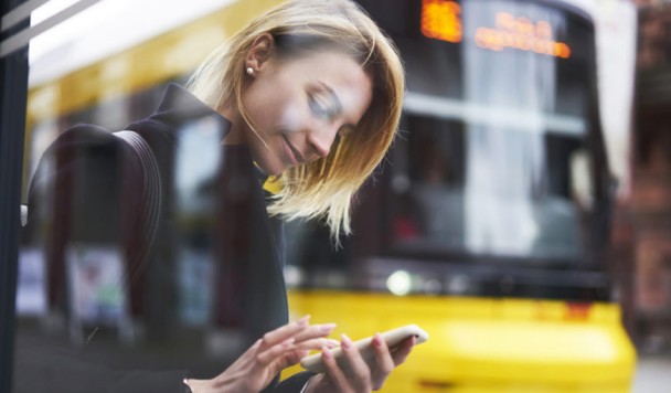 Во всех крупных городах Украины появится SMS-оплата в общественном транспорте