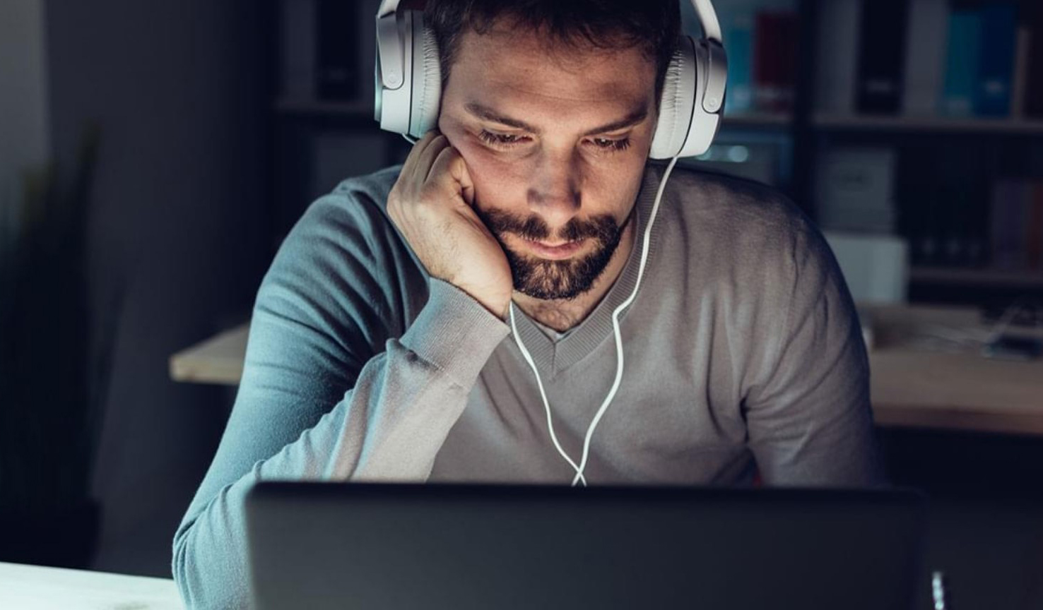 Как прослушивание музыки за работой влияет на креативность