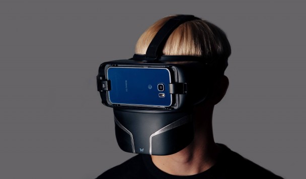 Маска виртуальной реальности позволит вам чувствовать запахи и дуновения ветра