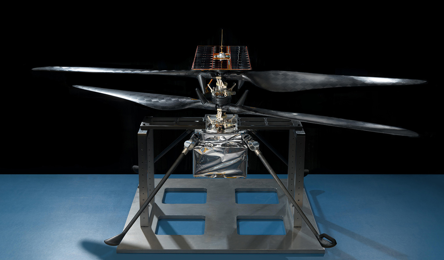 Ученые приступили к завершающей фазе тестирования марсианского вертолета