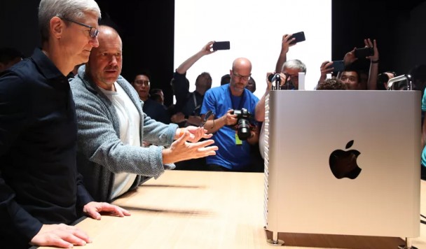 Раскол в Apple: Джони Айв уходит, поскольку недоволен руководством Тима Кука