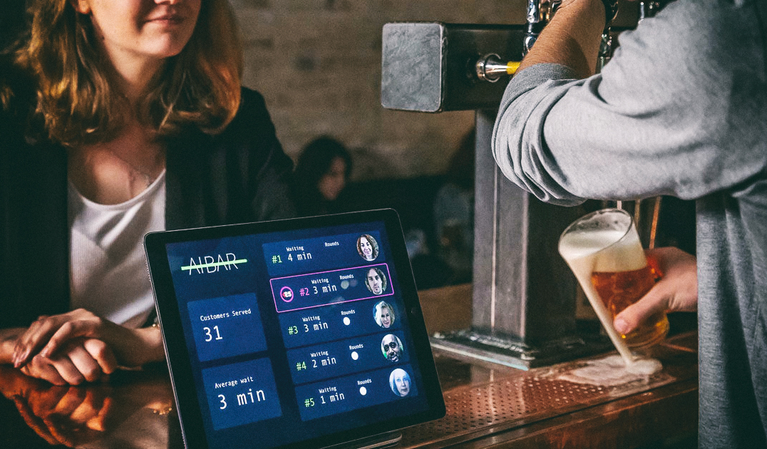 В Лондоне заработал первый бар с искусственным интеллектом