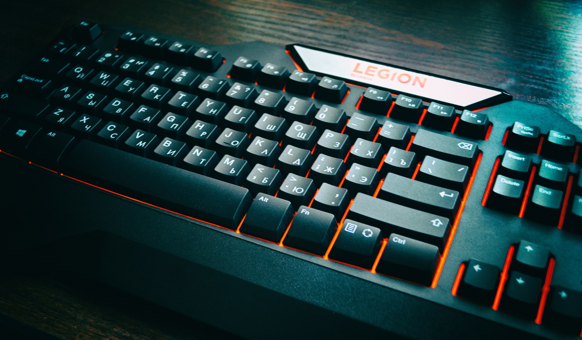 Обзор Lenovo Legion K200 Backlit Gaming Keyboard: Клавиатура, которая притворяется механической