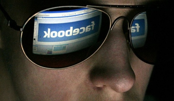 Facebook тайно расшифровывает голосовые записи пользователей