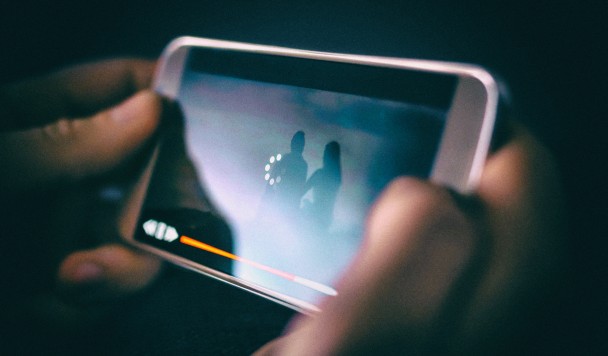 Ученые нашли способ ускорить загрузку видео через перегруженный Wi-Fi