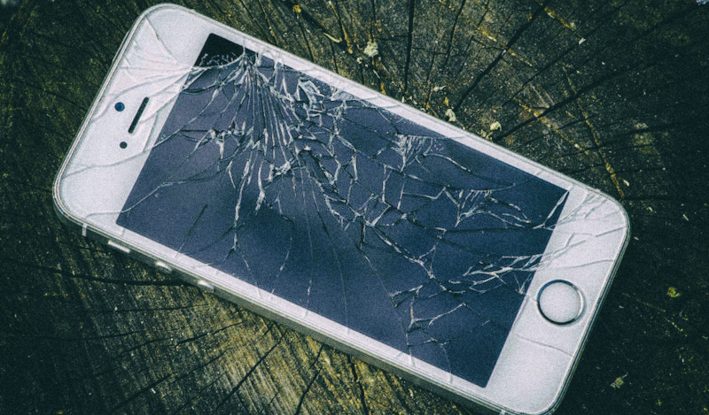 Конец трещинам: iPhone 11 получит небьющийся дисплей