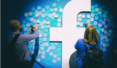 Facebook позволит вам перенести свои фотографии в Google Photos