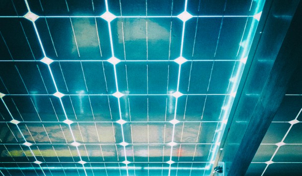 Прозрачные солнечные панели могут заменить окна и крыши в небоскребах