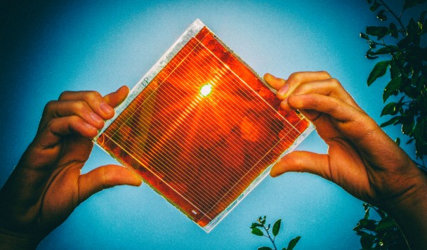 Разрабатываются солнечные панели, которые можно распылять из баллончика