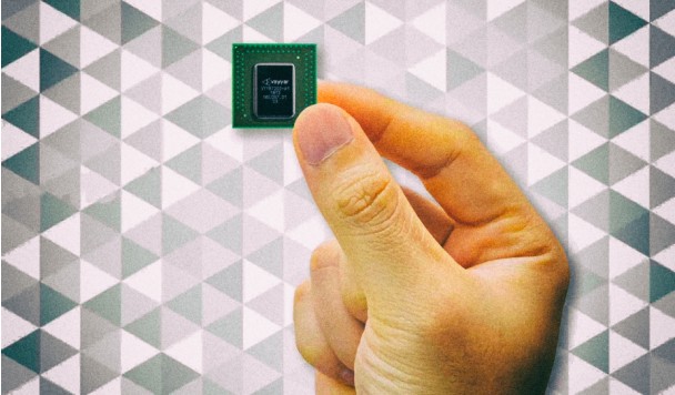 Создан чип, который следит за всем, что происходит в салоне автомобиля