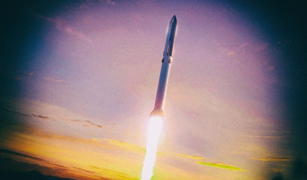 SpaceX попробует поймать гигантскую ракету при помощи клешни на башне