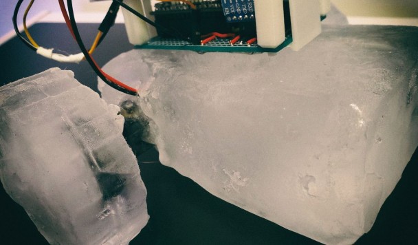 Ученые хотят отправить на другую планету робота, сделанного изо льда