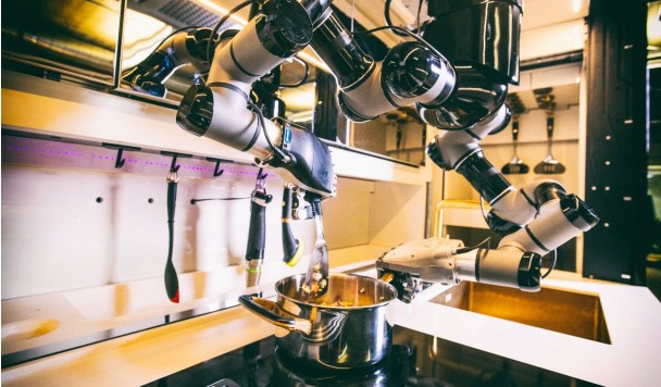 Стартовала продажа полностью роботизированных кухонь