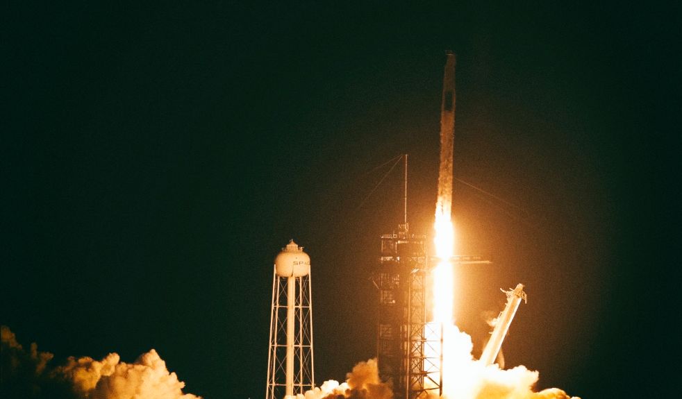 SpaceX успешно отправила на орбиту еще четверых космонавтов