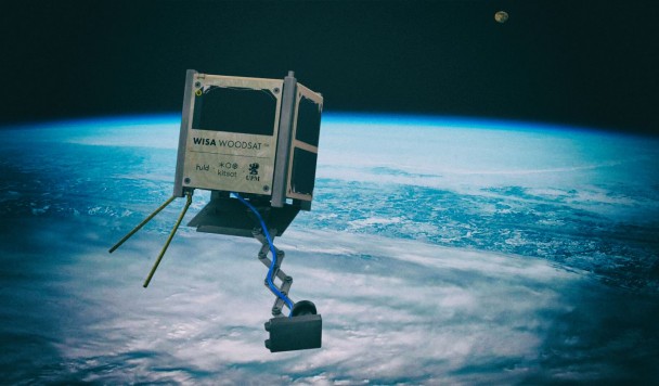 Готовится к запуску первый в мире деревянный спутник