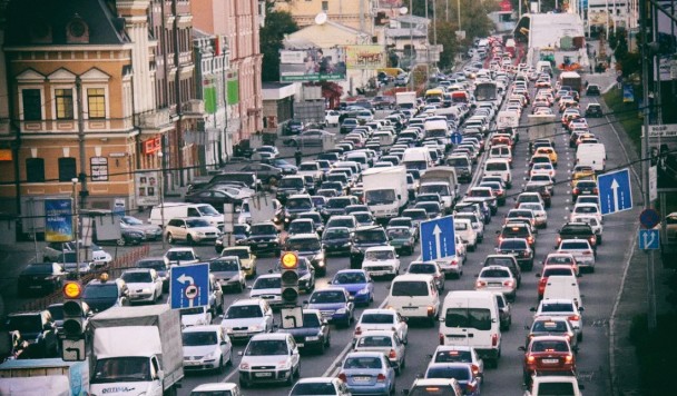 Украинские водители не готовы отказаться от авто, чтобы уменьшить пробки