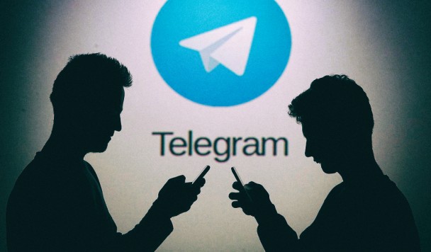 В общих чатах Telegram можно писать скрытые сообщения