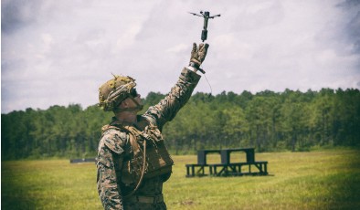 Военные тестируют небольшие дроны с гранатами на борту