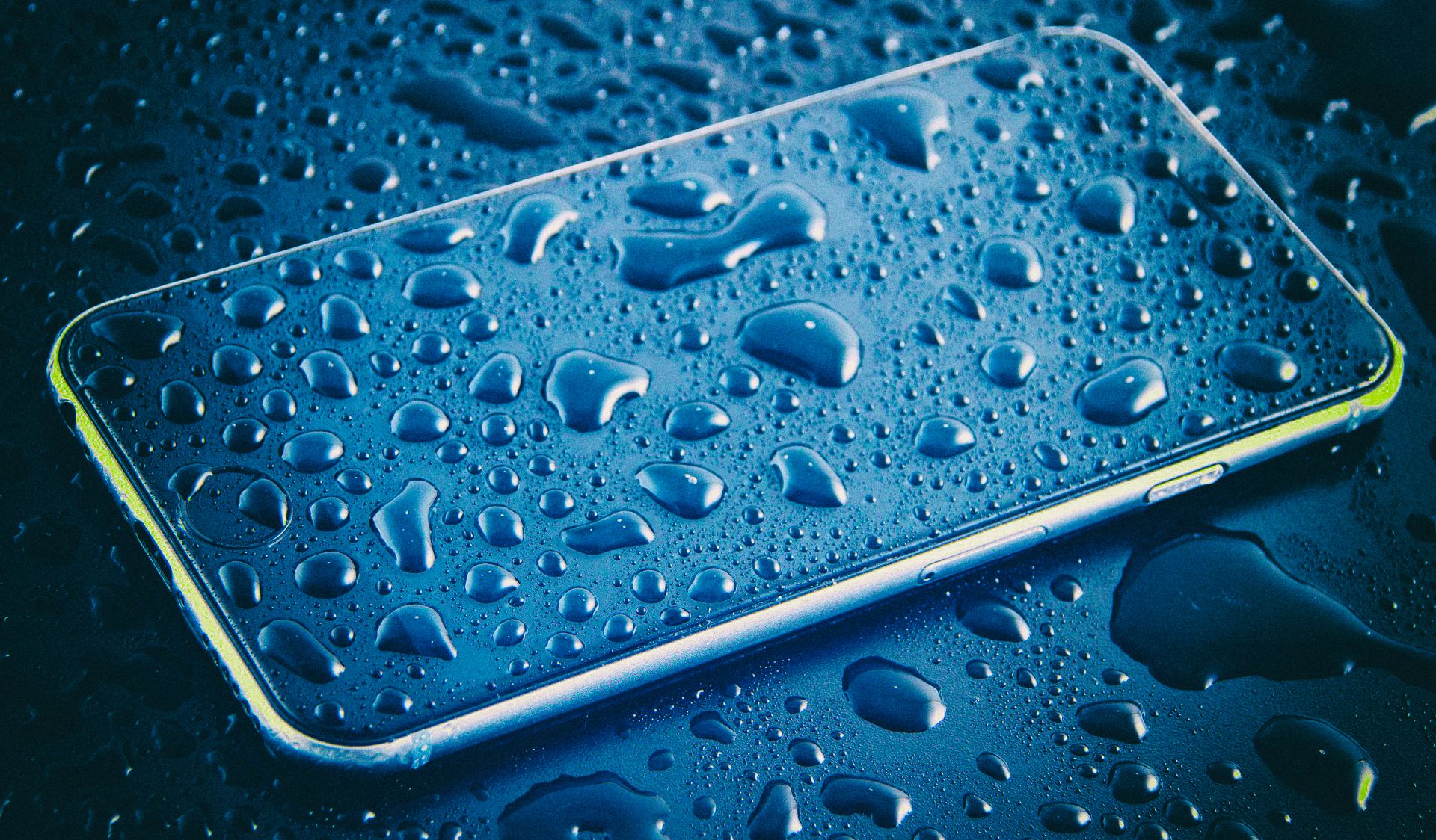 Экраны смартфонов можно использовать для обнаружения яда в воде