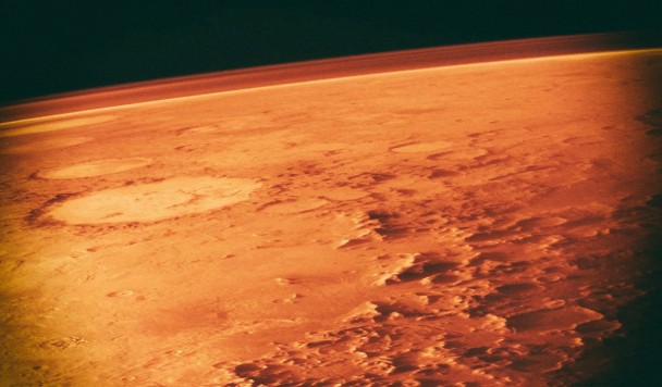 Новая технология может превращать марсианский воздух в ракетное топливо