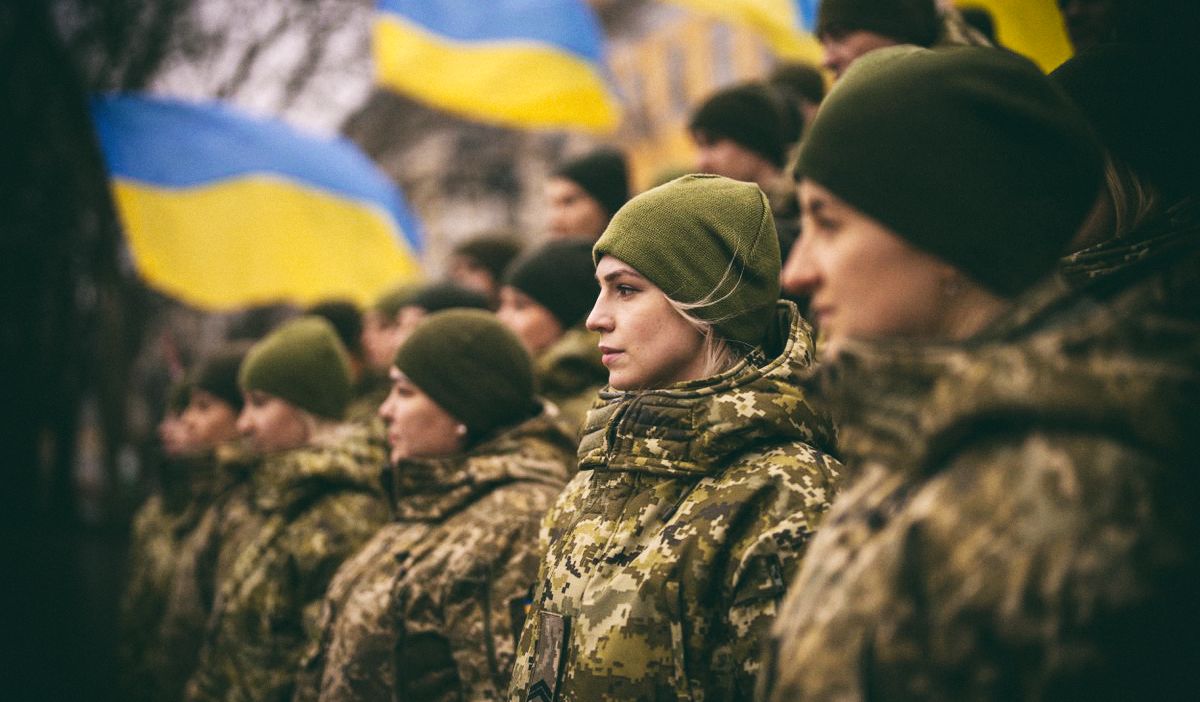 Monobank запустил страницу на английском языке для помощи Украинской Армии