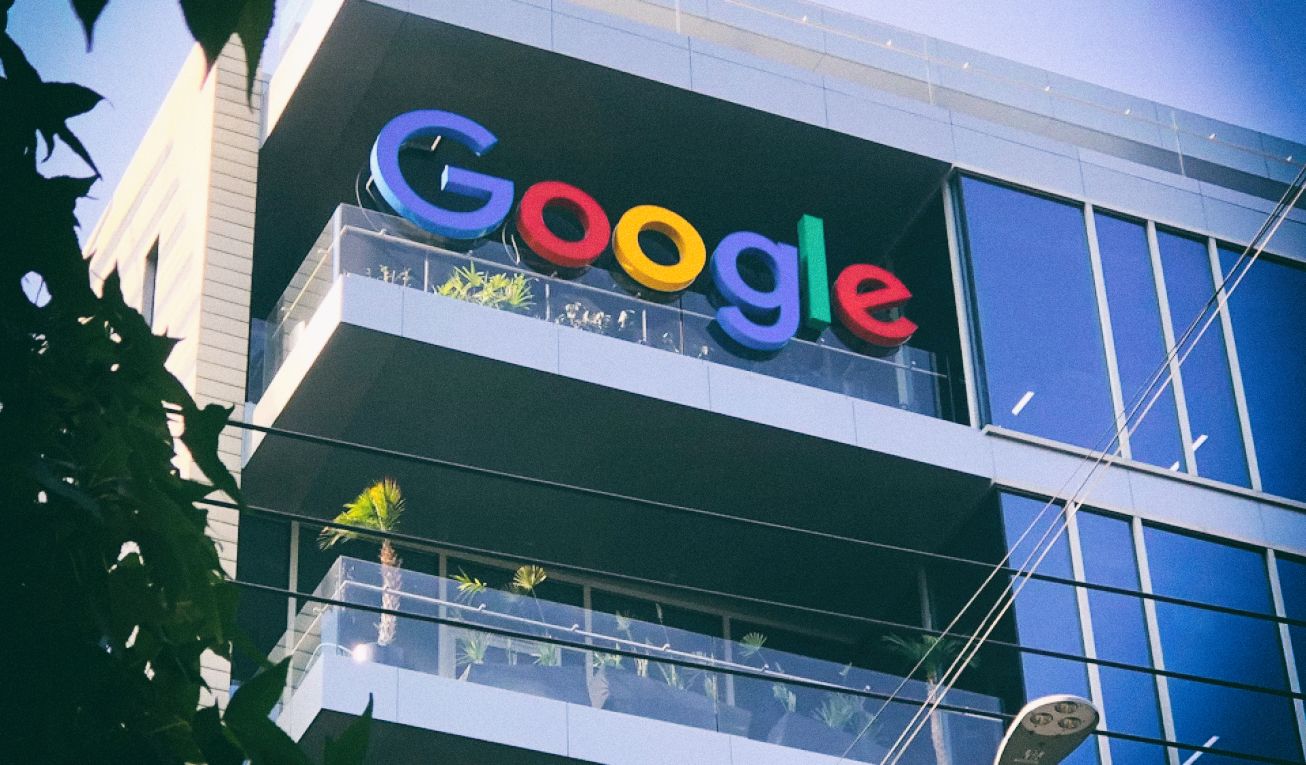 Google продовжує допомагати Україні захищатися від кібератак