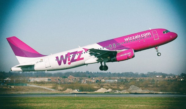 Wizz Air пропонує 10 000 безкоштовних квитків для українських біженців