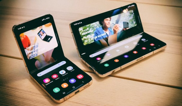 Samsung оголошує про початок продажів Galaxy Fold4 та Galaxy Flip4 в Україні