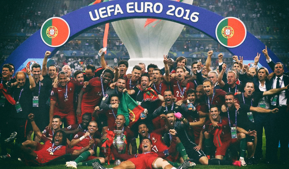Первая победа сборной Португалии на Евро