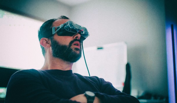 Представлена самая маленькая в мире гарнитура виртуальной реальности