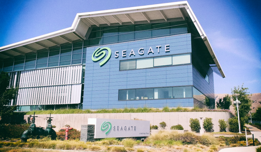 Seagate планирует производить жесткие диски объемом 32 ТБ и 40 ТБ