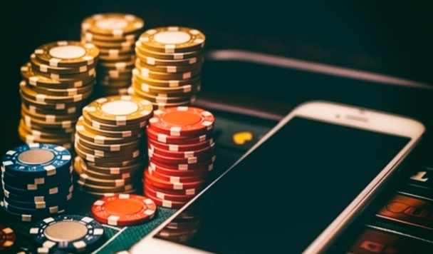 Як не програти у онлайн казино: п'ять золотих правил