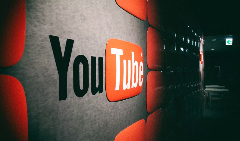 YouTube замедляет видео для пользователей с блокировщиками рекламы