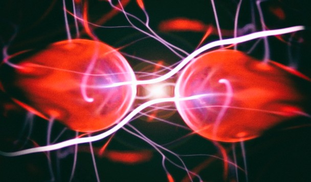 Ученые нарушили законы физики и обнаружили притяжение между частицами с одинаковым зарядом