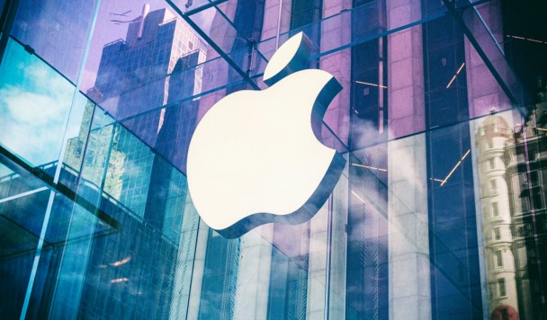 Apple и OpenAI планируют внедрение искусственного интеллекта в смартфоны