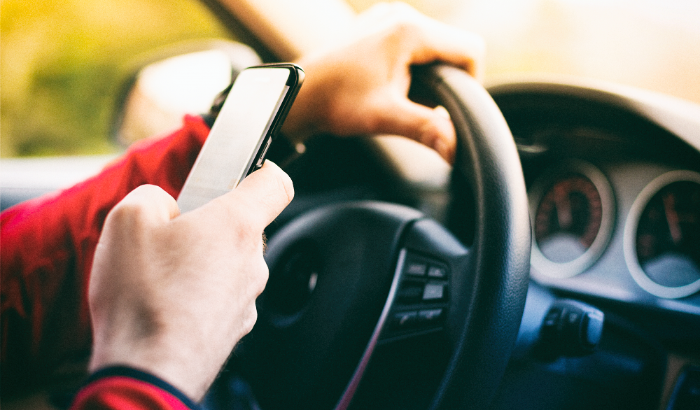 Мобильные приложения сливают данные водителей страховщикам