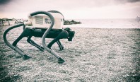 Четвероногий робот-пылесос чистит пляжи от мусора