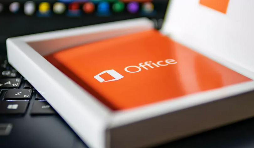 Microsoft тестирует бесплатную версию Office с рекламой