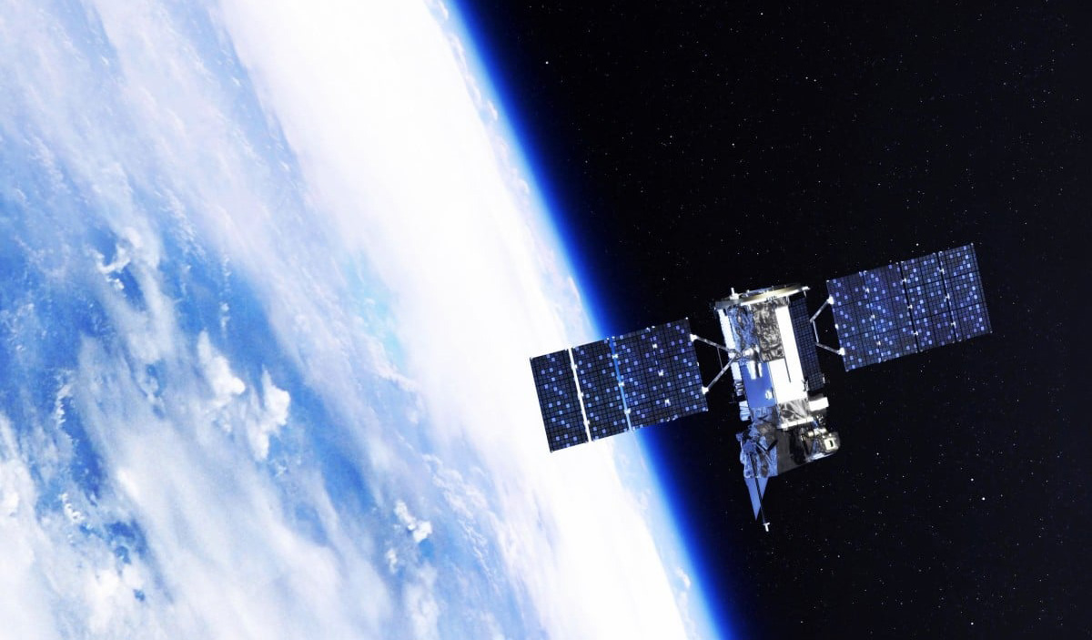 В 5 раз быстрее Starlink: Китай передал данные со спутника на Землю с помощью маломощного лазера