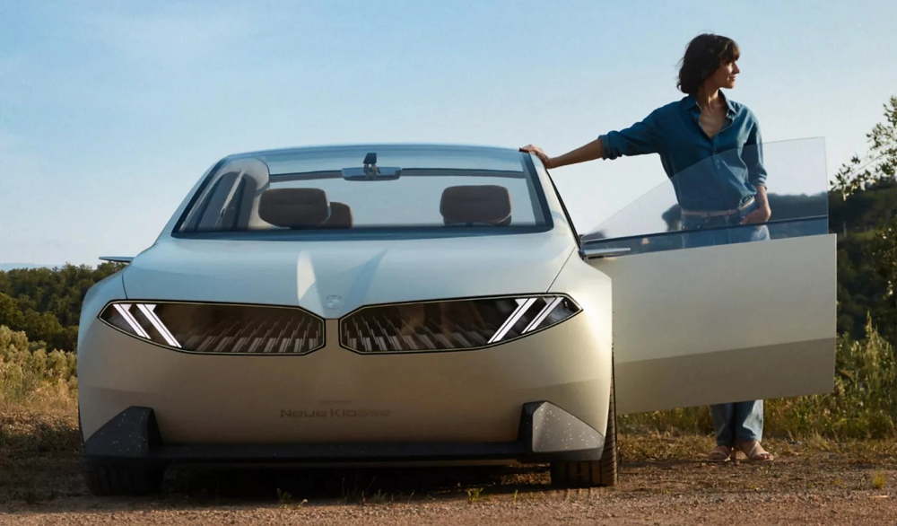 BMW готовит к выпуску новое поколение электрического седана i3